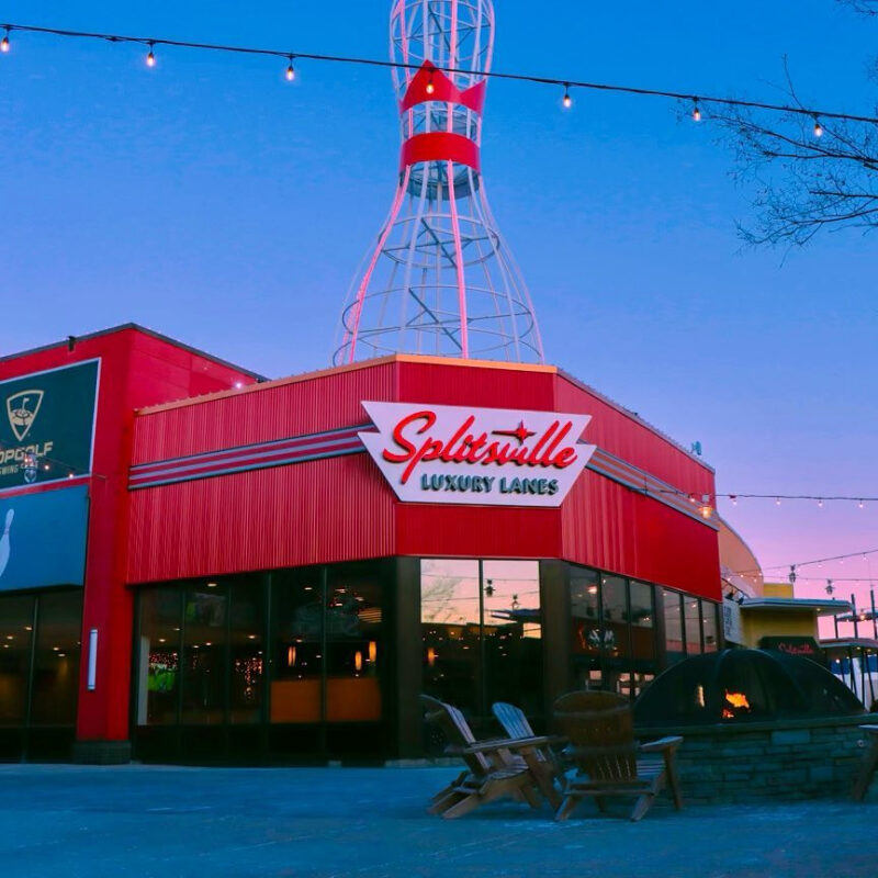 Foodie Friday Splitsville Luxury Lanes™ Howl at the Moon Topgolf